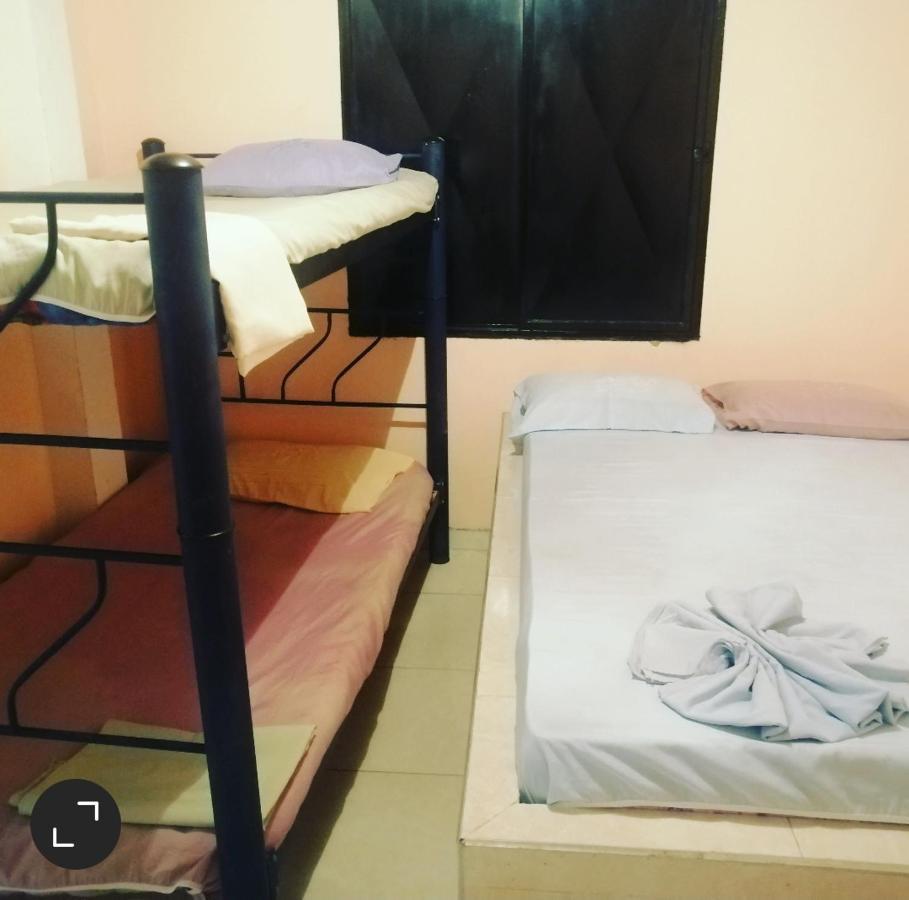 Casa Hospedaje Mayesty Hotell San Cipriano Rom bilde